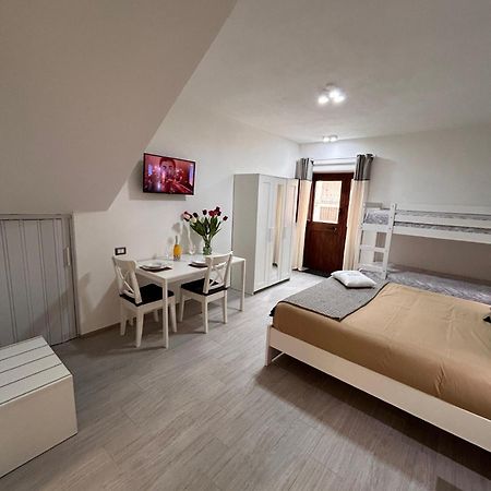 Casa Peppina Apartman SantʼAntìoco Kültér fotó